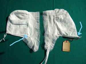 Two caps, attempts at the same repro. 