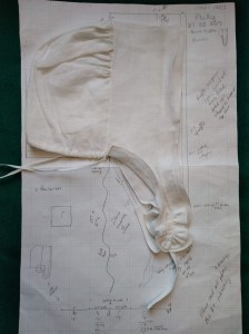 Saines' repro on drawing from notes shows discrepancies. 